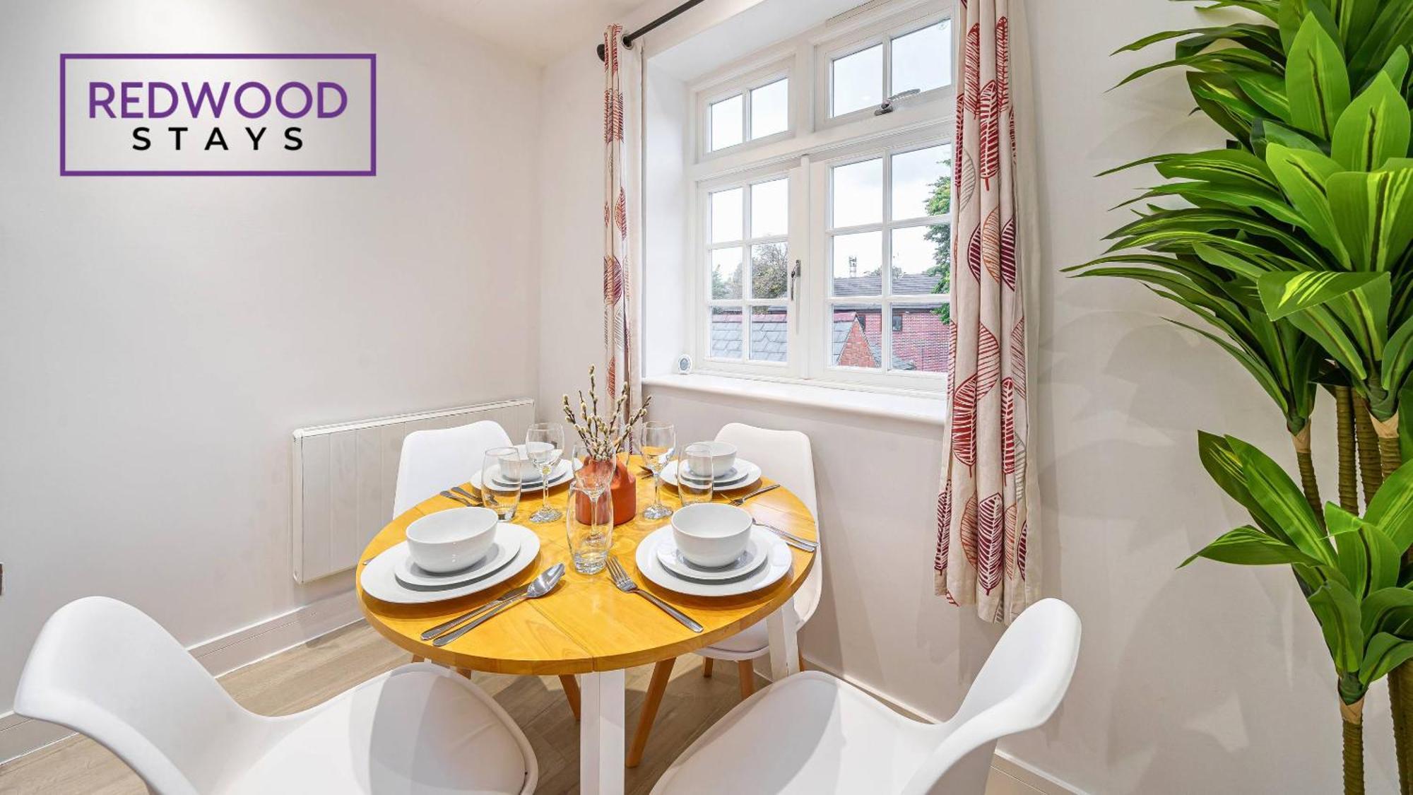 1 Bed 1 Bath Town Center Apartments For Corporates & Contractors, Wifi, Netflix And Parking On Selected Units By Redwood Stays Aldershot Eksteriør billede