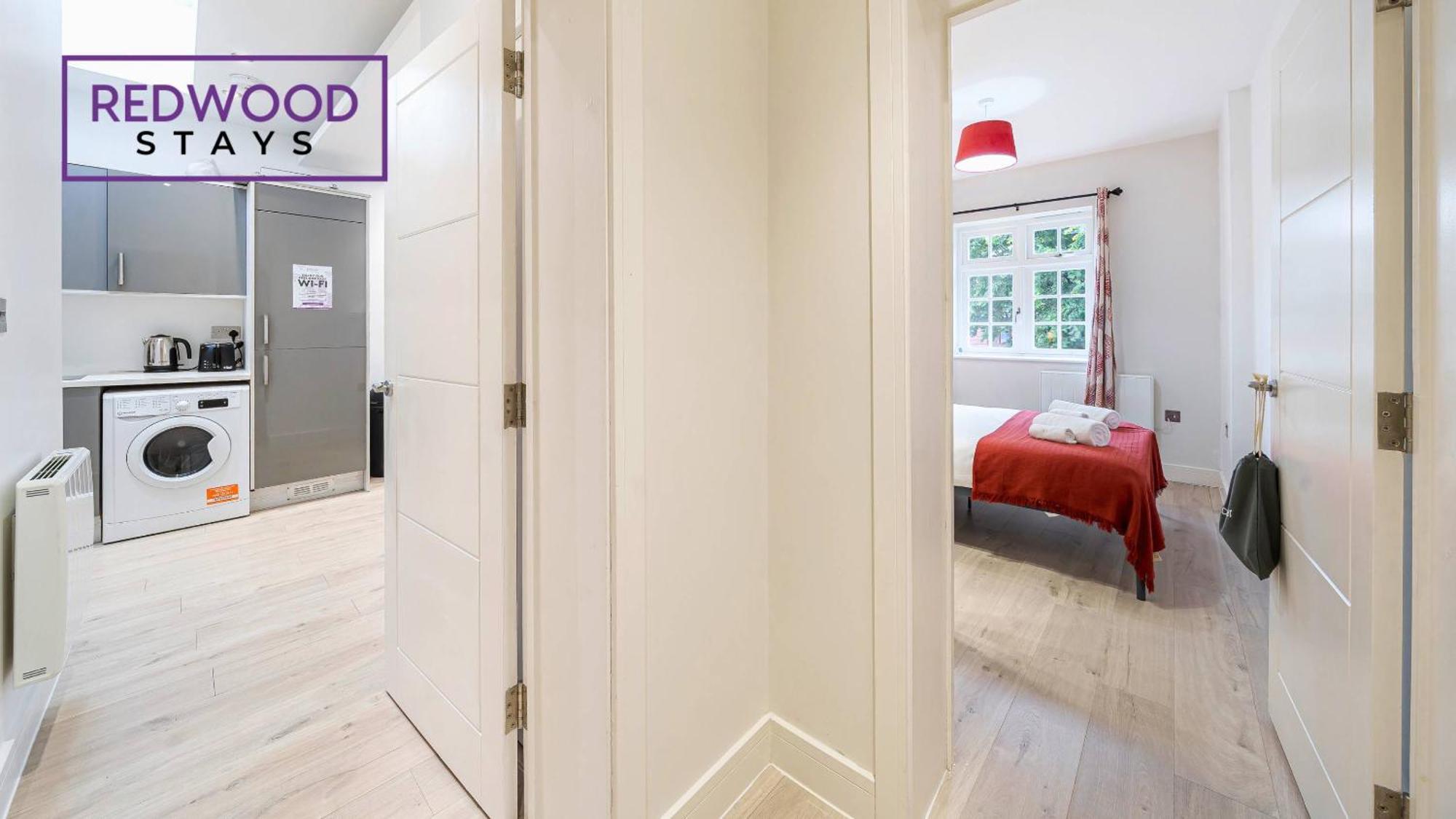 1 Bed 1 Bath Town Center Apartments For Corporates & Contractors, Wifi, Netflix And Parking On Selected Units By Redwood Stays Aldershot Eksteriør billede