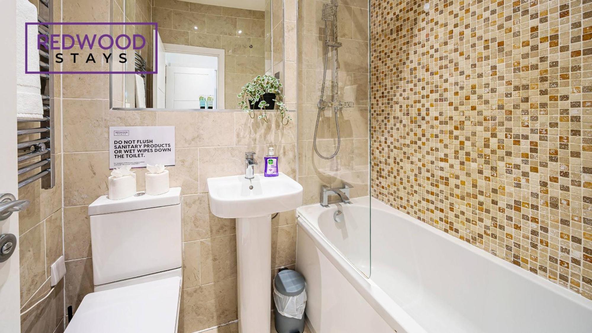 1 Bed 1 Bath Town Center Apartments For Corporates & Contractors, Wifi, Netflix And Parking On Selected Units By Redwood Stays Aldershot Eksteriør billede